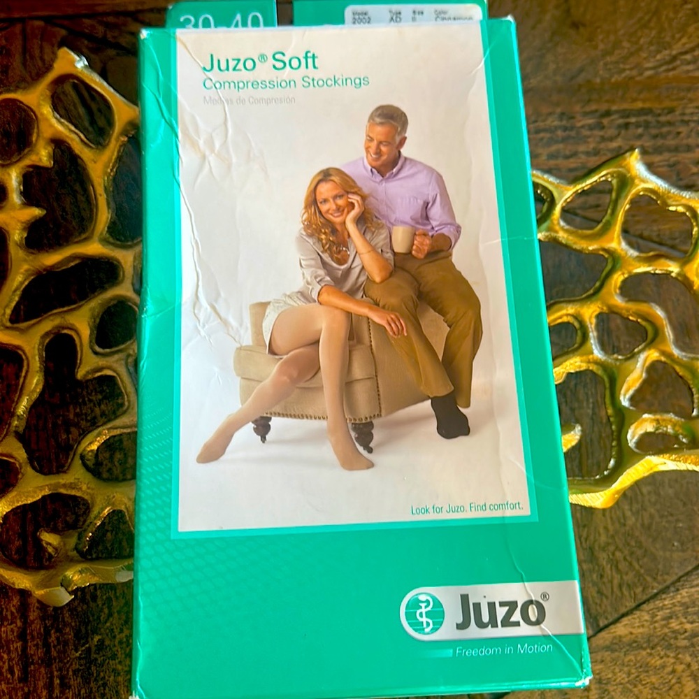 JUZO Soft 2002 AD Compression Stockings. 30-40mmHg NEW in Cinnamon Size II